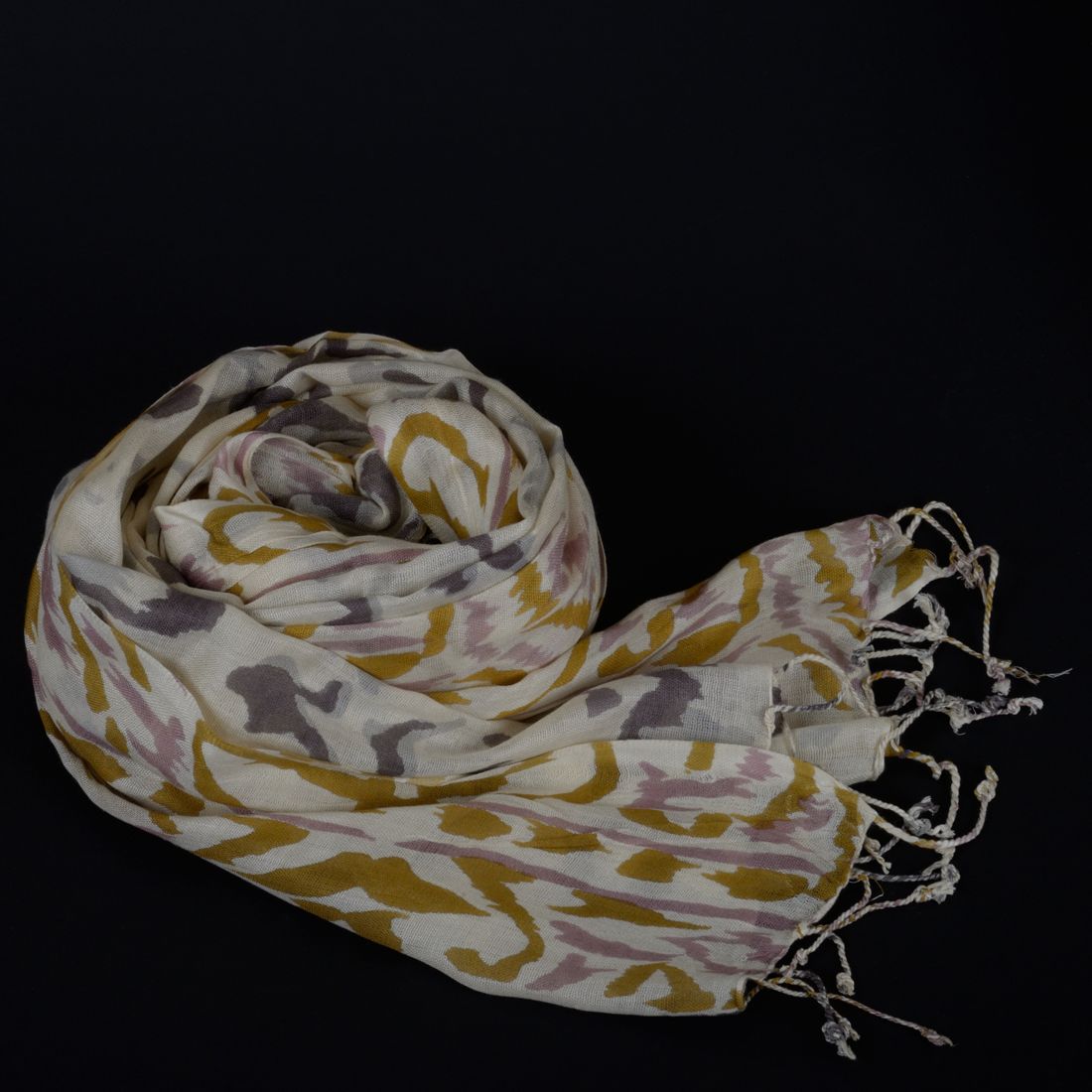 Quintessentials Soft Viscose Scarf