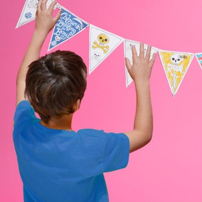 eggnogg Colour-in Bunting Pirate